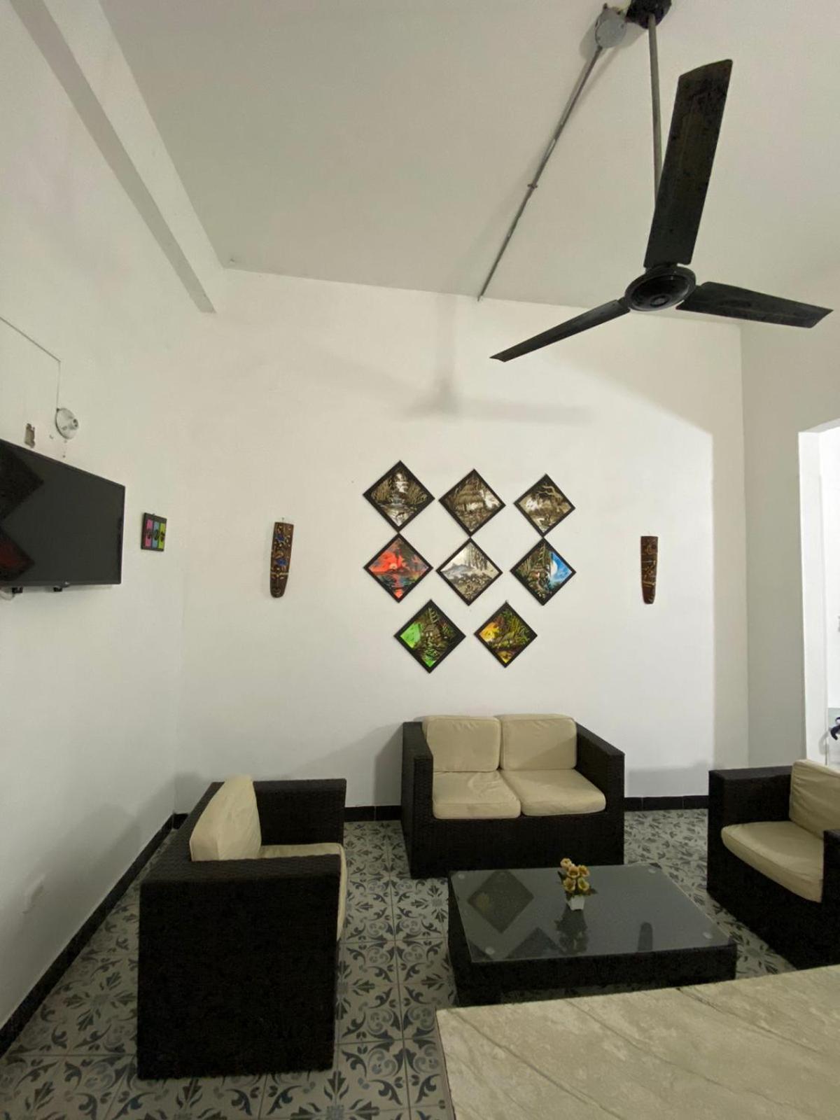 Believer Hostel Santa Marta  Exteriör bild