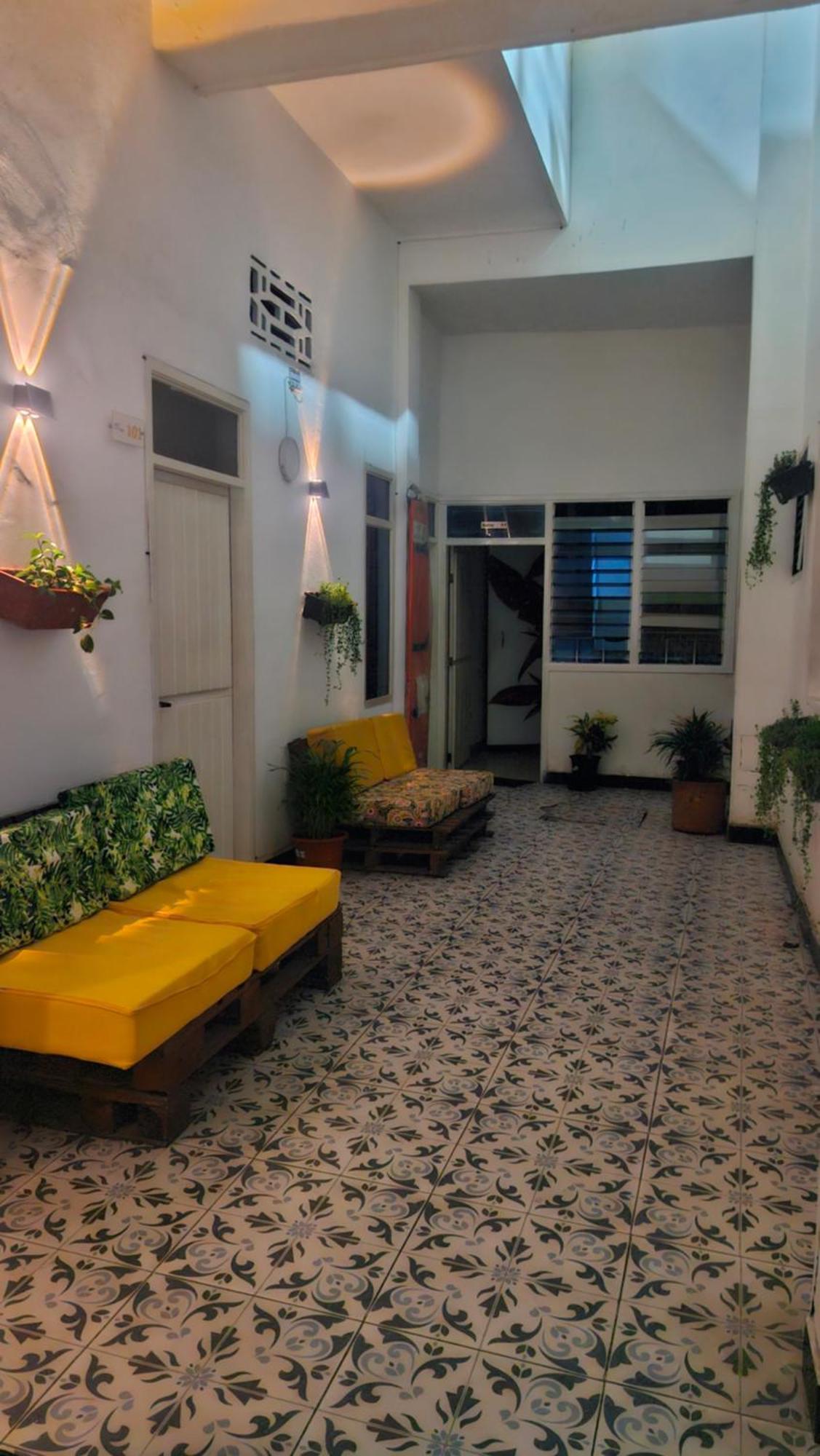 Believer Hostel Santa Marta  Exteriör bild